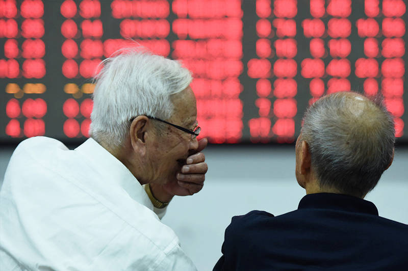 对话李迅雷：黄金暴涨、股市波动，普通人机会在哪？ 对话李迅雷：黄金暴涨、股市波动，普通人机会在哪？ 投资理财
