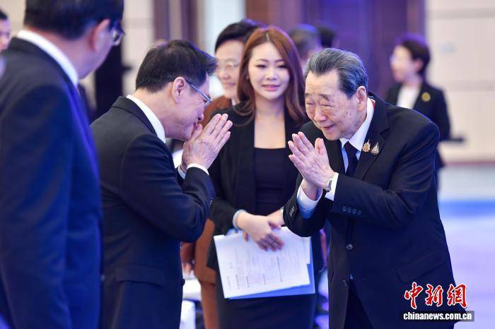 2025中国侨商投资（海南）大会在海口开幕 2025中国侨商投资（海南）大会在海口开幕 热点新闻