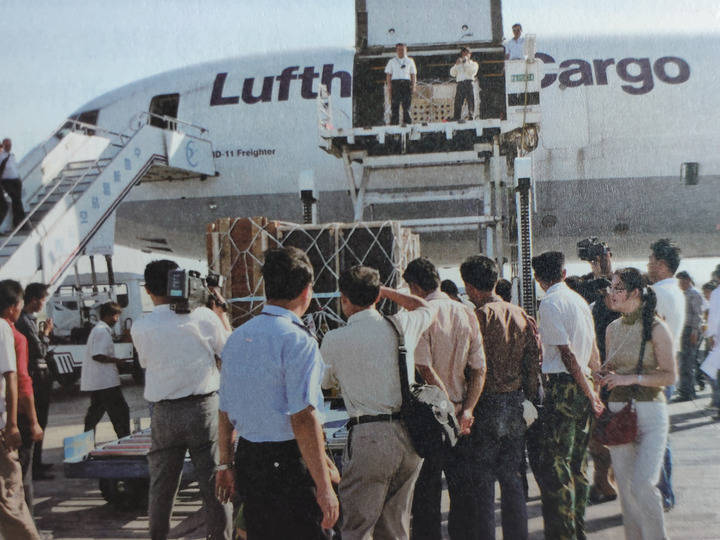 普氏野马重返荒野记 普氏野马重返荒野记 百事百科