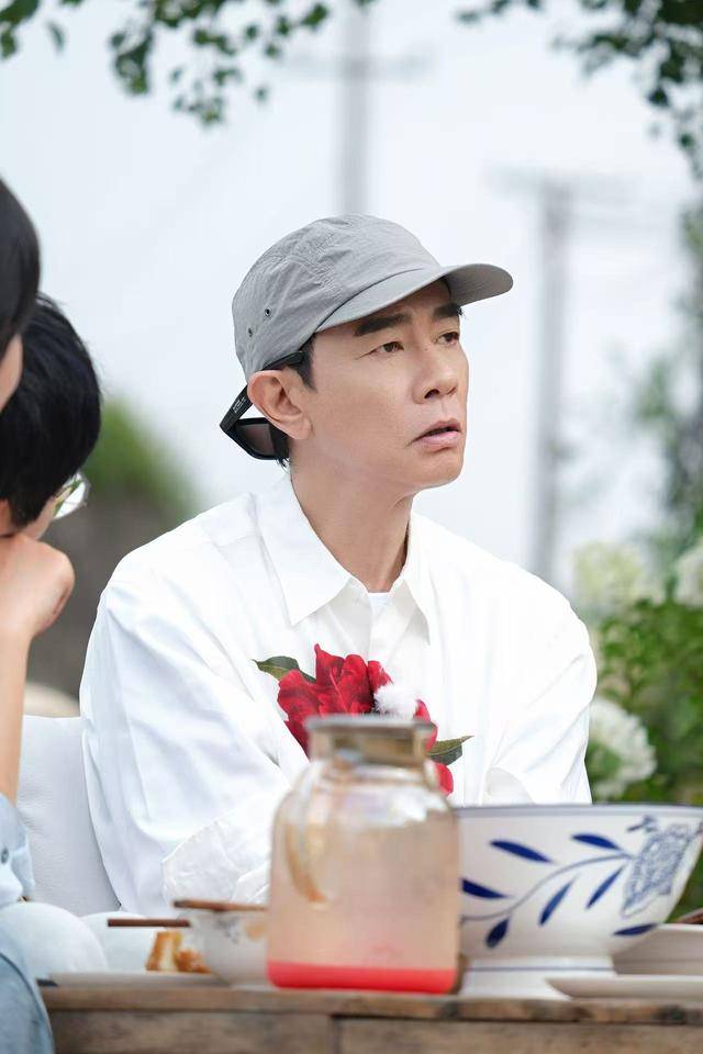 陈小春的生存智慧:不害人,相信人! 陈小春的生存智慧:不害人,相信人! 百事百科